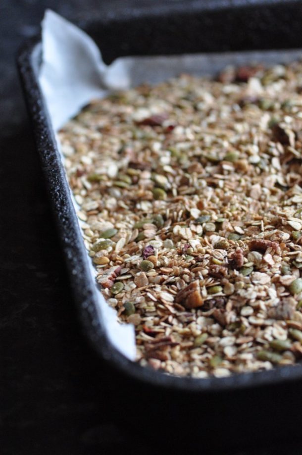 Floral Muesli with a Taste of Winter - Straightforward Nutrition