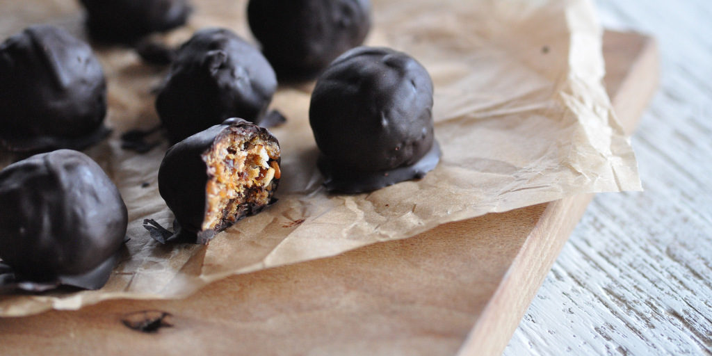 Better-For-You Peanut Butter Chocolate Bites